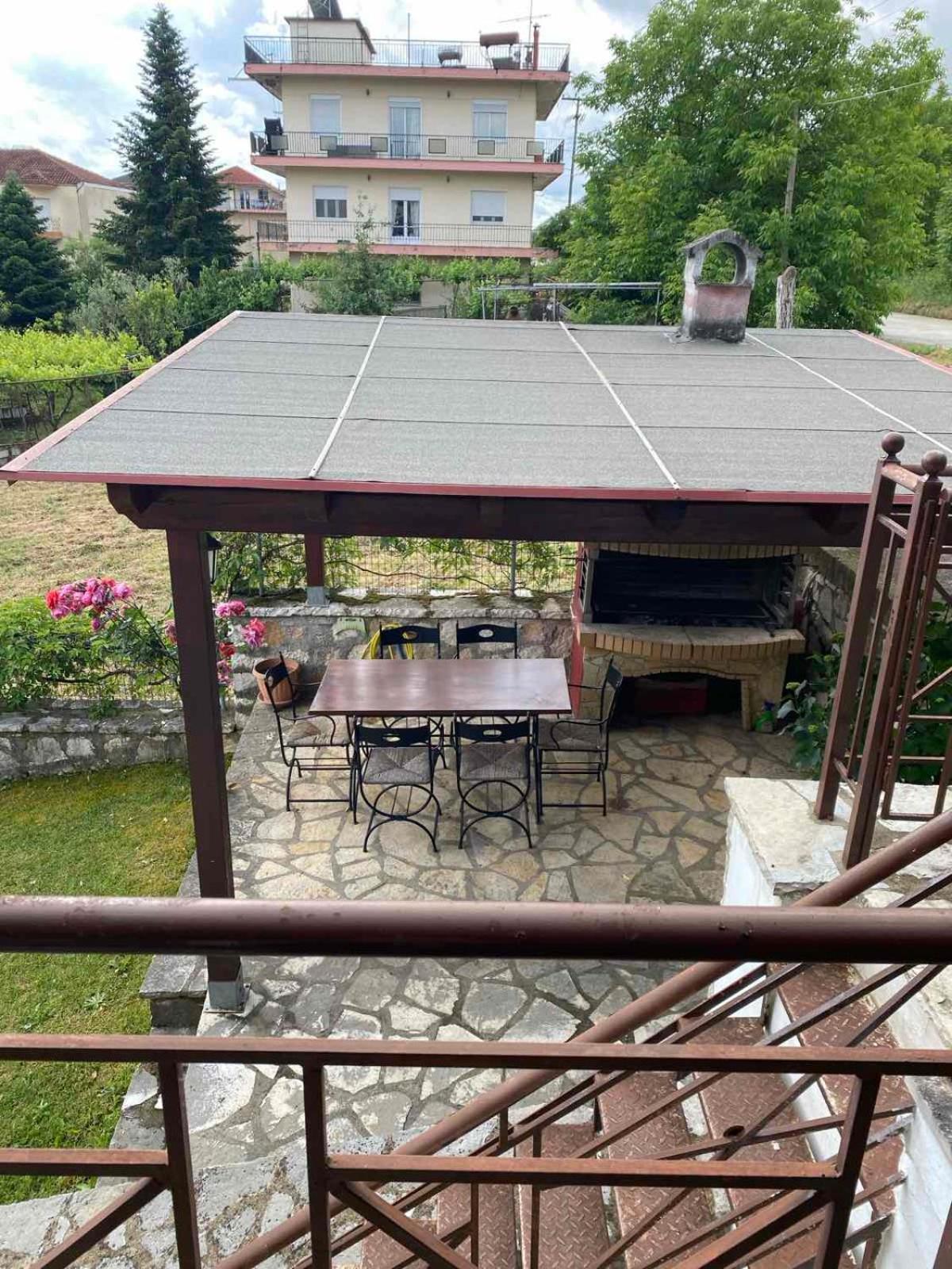 Wooden House In Ioanninaアパートメント エクステリア 写真