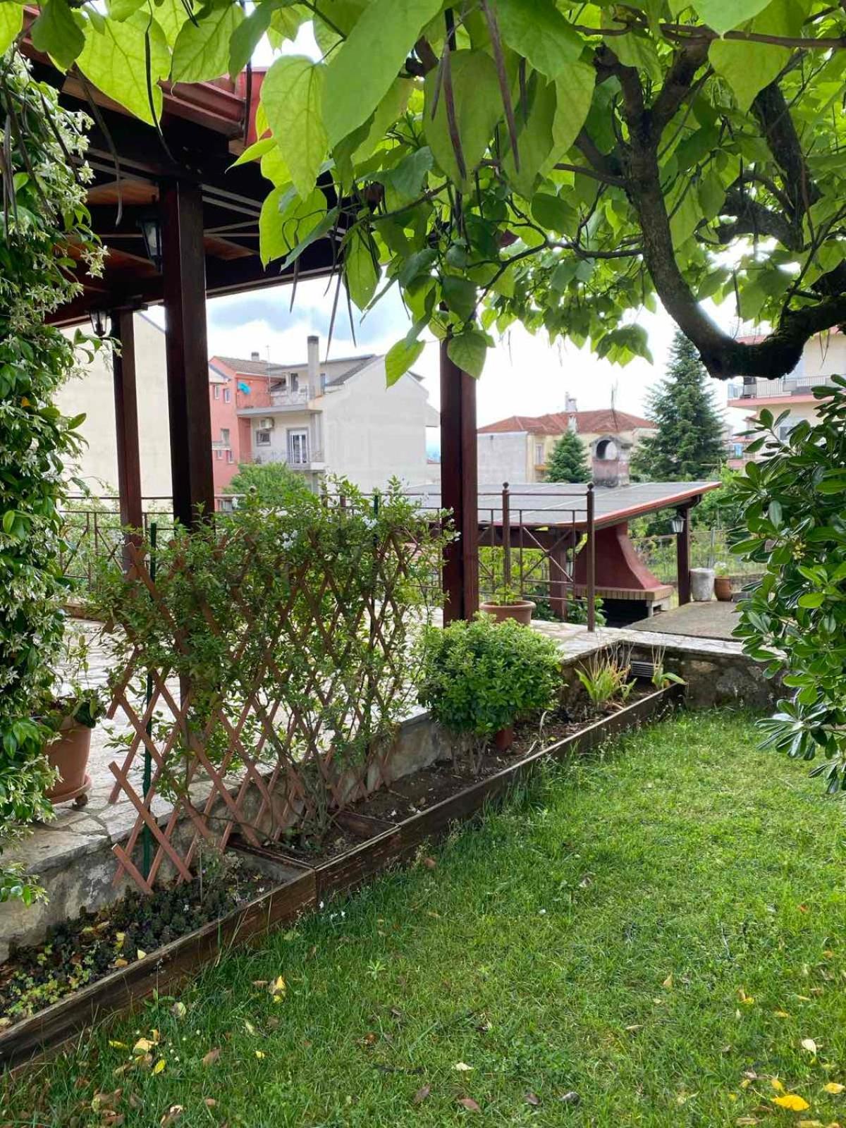 Wooden House In Ioanninaアパートメント エクステリア 写真